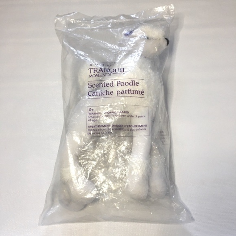 Avon Plush Poodle Tranquil Moments White Scented NIP
